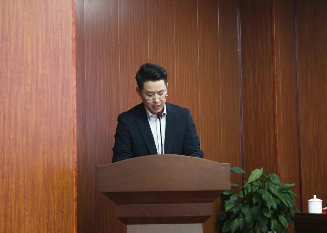 履职尽责显担当，奋楫笃行谱新篇——埇桥区政协经科委员会争当“优秀政协委员活动”总结暨2024年度委员履职工作培训会在万硕集团召开