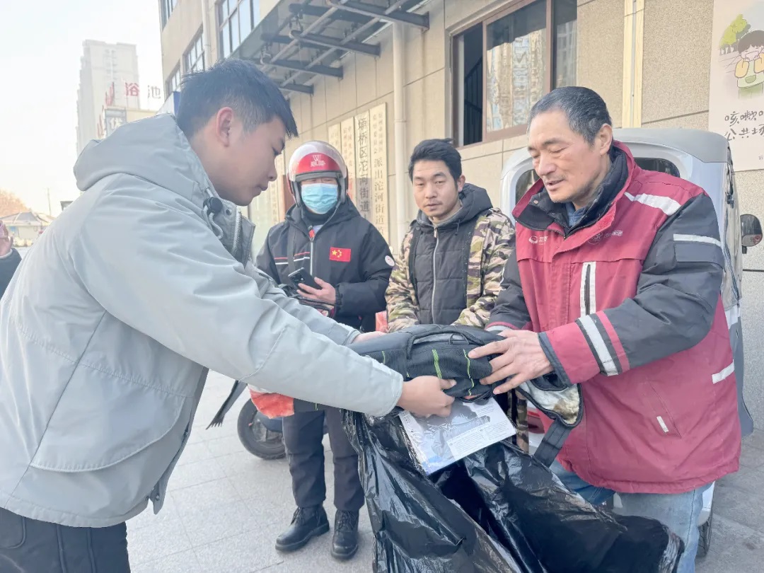 【沱水映心・9久同行】万硕集团党支部与沱河街道以“心”暖“新”走进新就业群体共筑温暖春节慰问活动